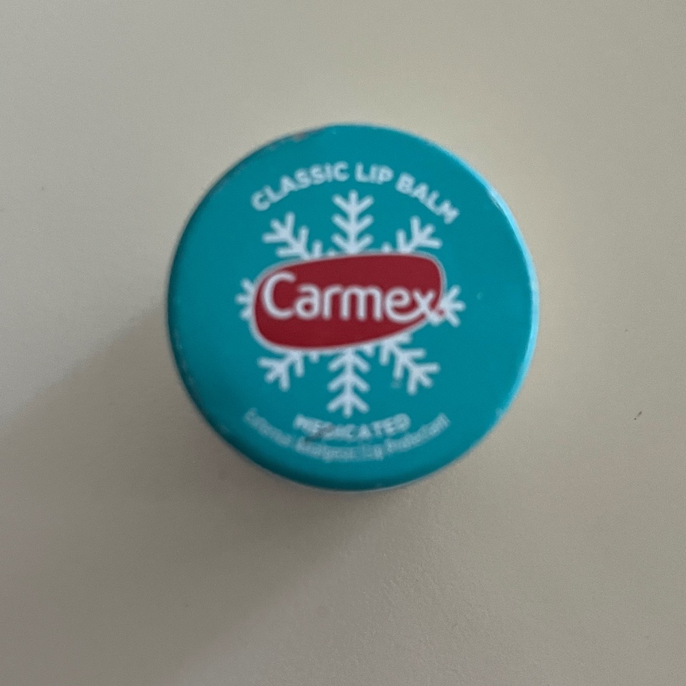 Carmex lipbalm